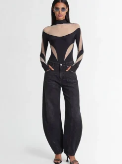 Body Dua Lipa in jersey e tulle
