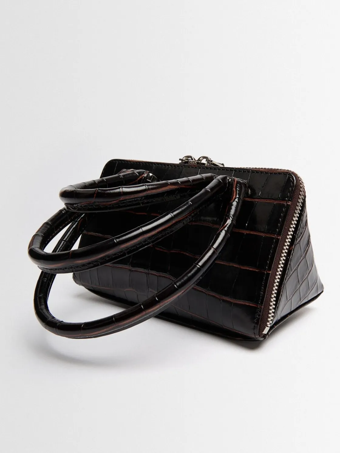 Borsa mini Friday in pelle goffrata