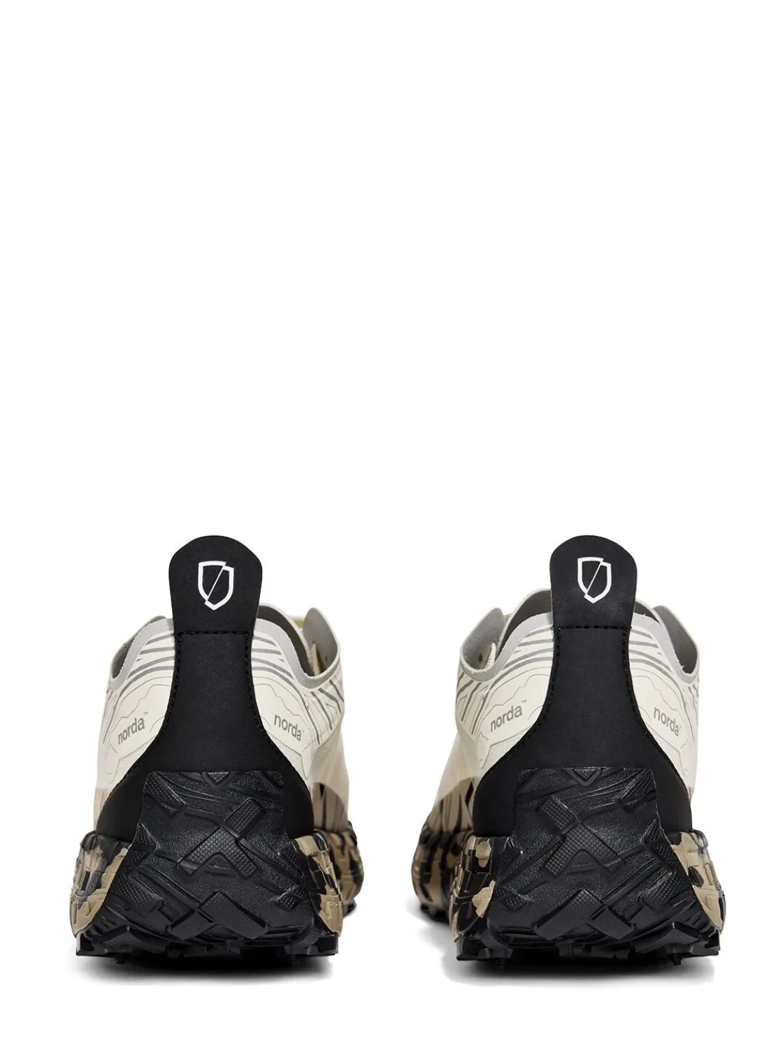 001 Dyneema trail running sneakers