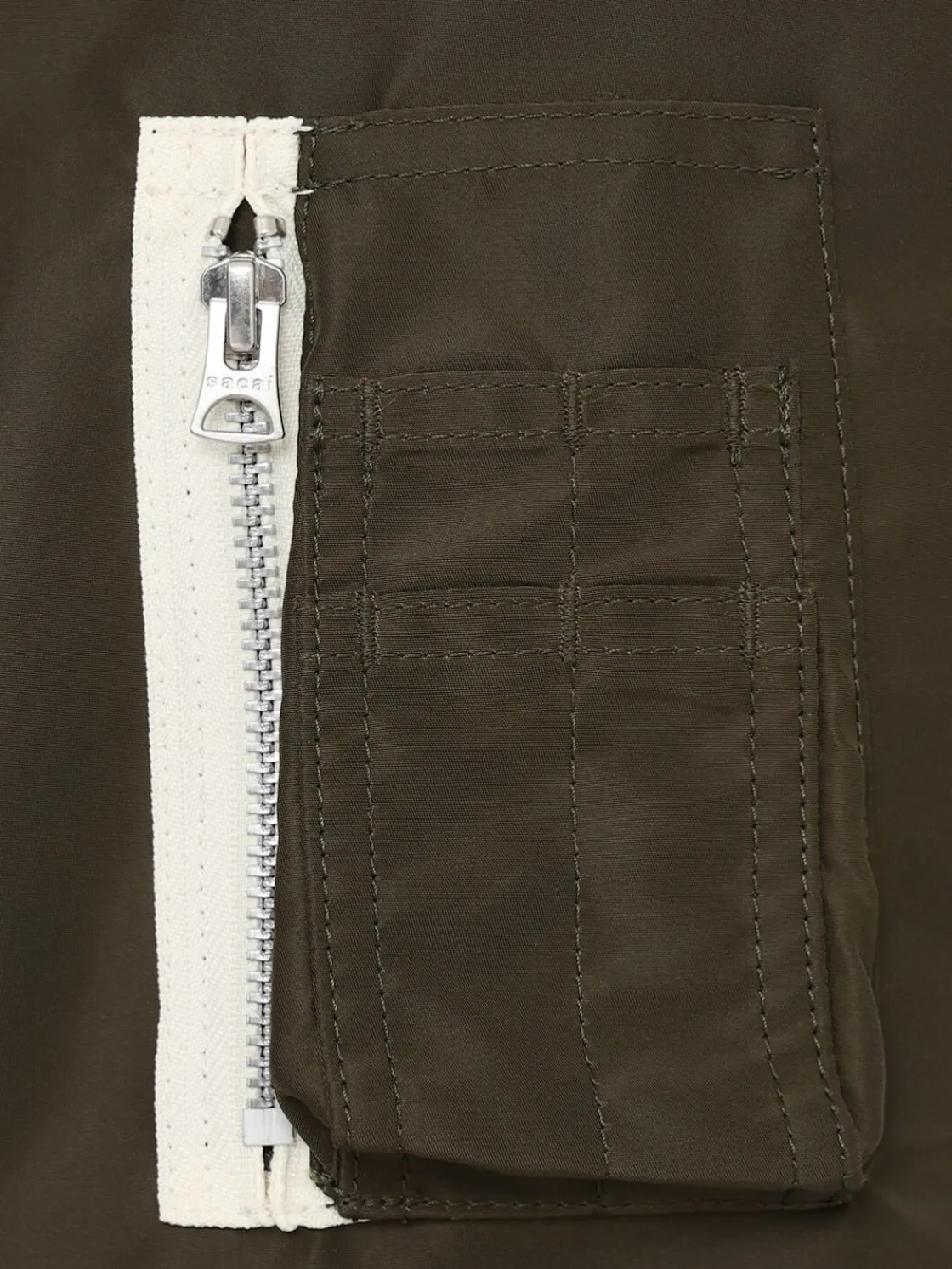 Giacca in twill di nylon