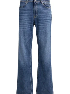 Jeans in denim