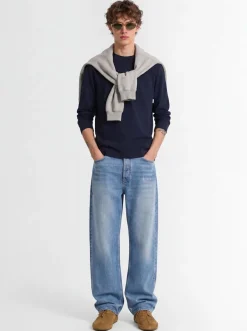 Long-sleeve t-shirt w/ pocket