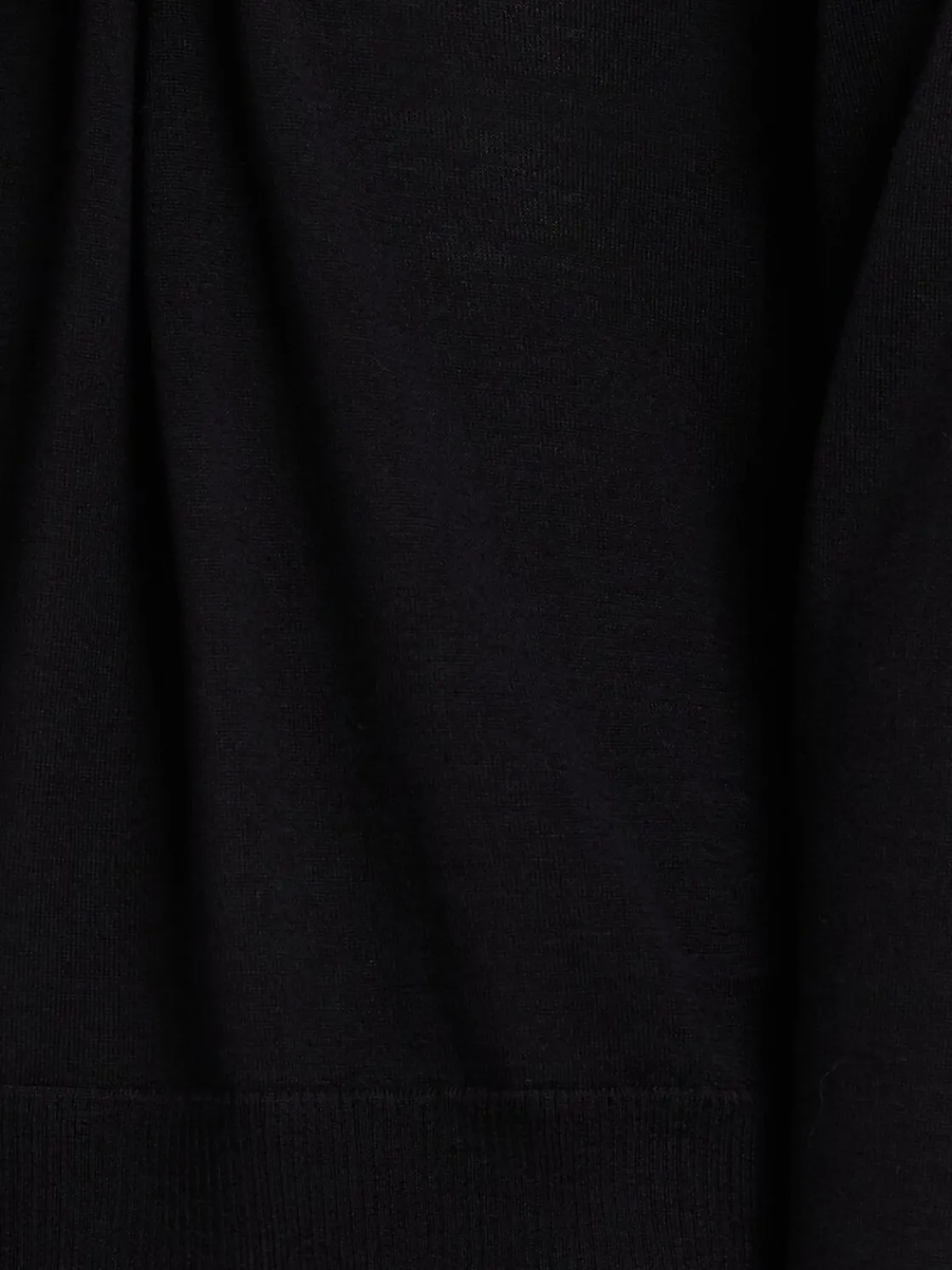 Maglia girocollo in lana leggera