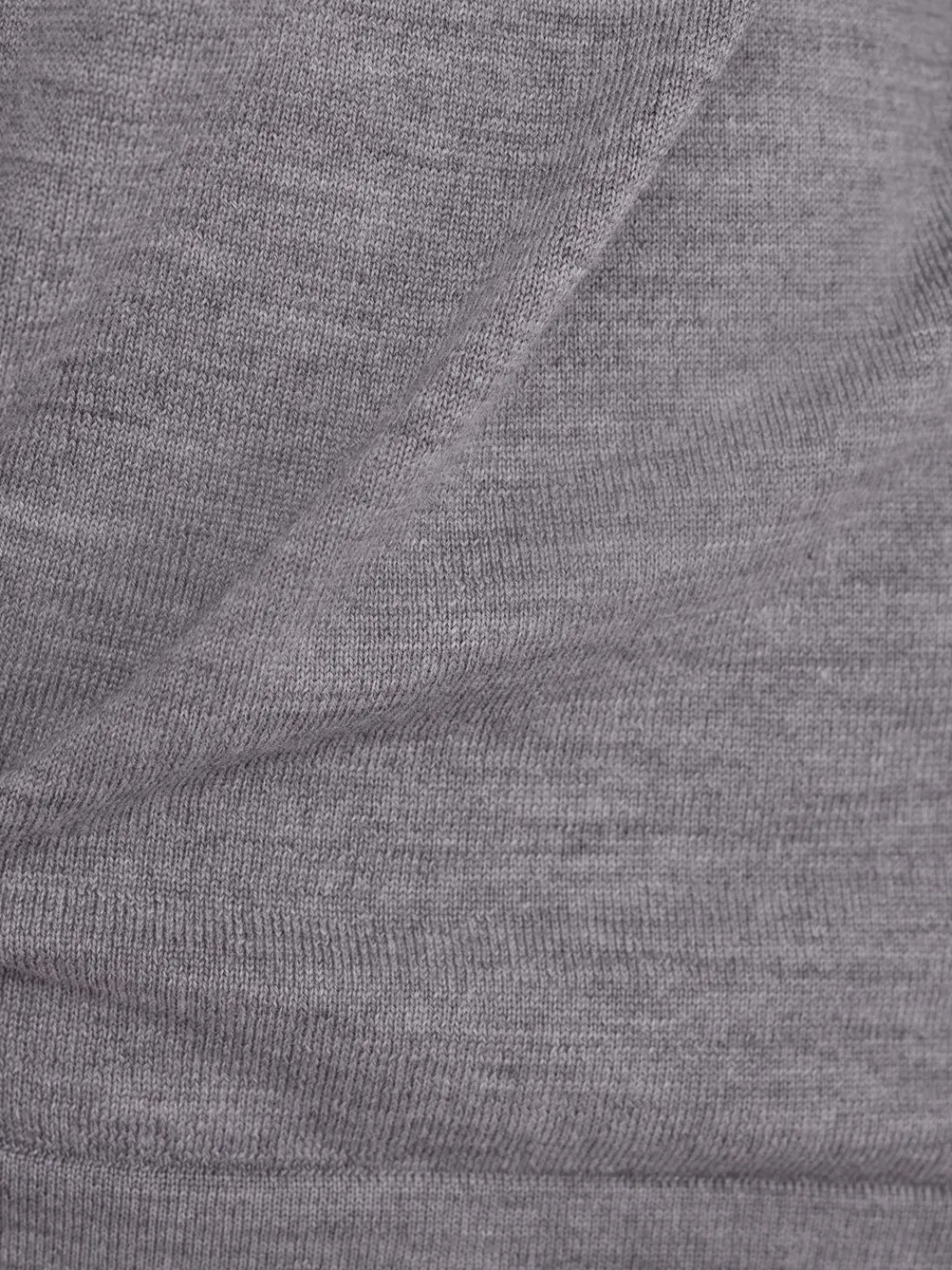 Maglia girocollo in lana leggera
