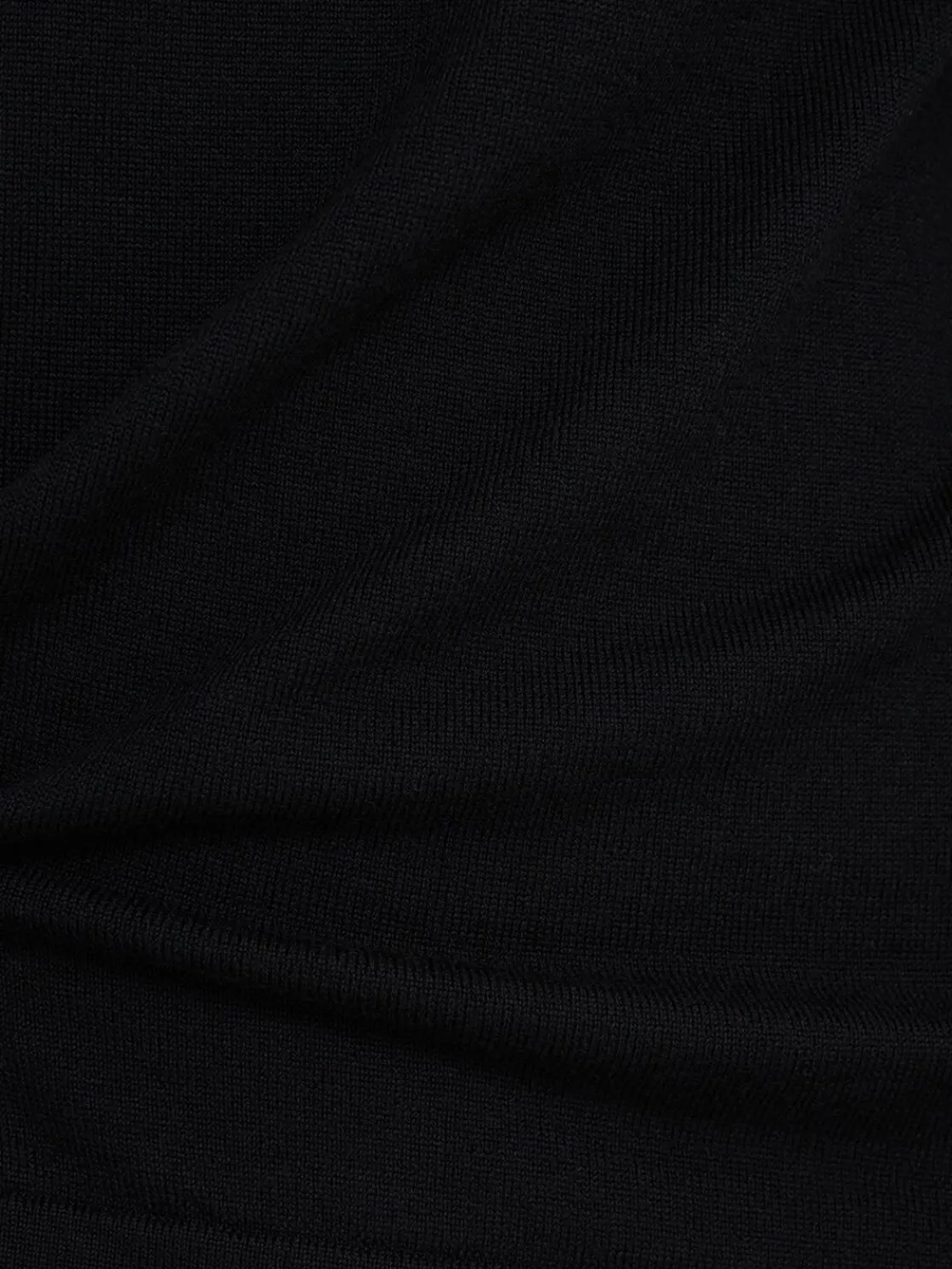 Maglia girocollo in lana leggera