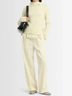 Maglia in misto lana con collo alto