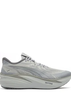 MagMax Nitro 2 sneakers