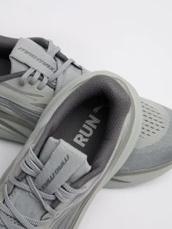 MagMax Nitro 2 sneakers