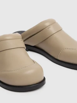 Mules in pelle con fibbie 20mm