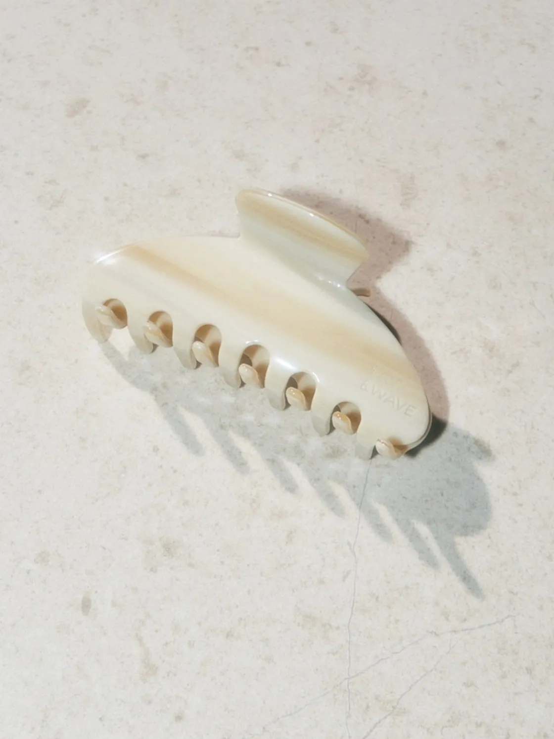 Pinza per capelli Moon in acetato di cellulosa