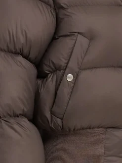 Piumino in nylon leggero con cappuccio