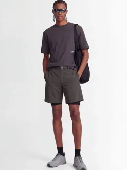 Relaxed fit light tech shorts