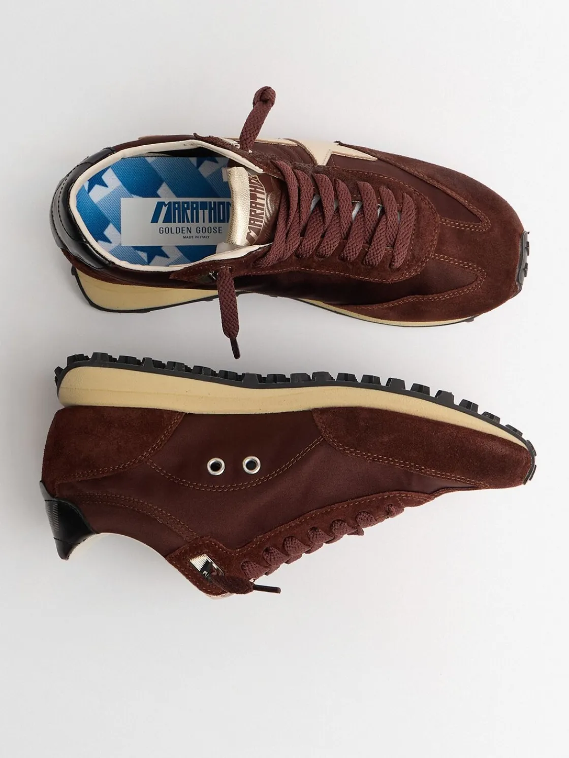 Running marathon satin sneakers