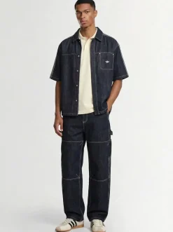 Short sleeve denim shirt
