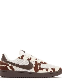 Sneakers Field General