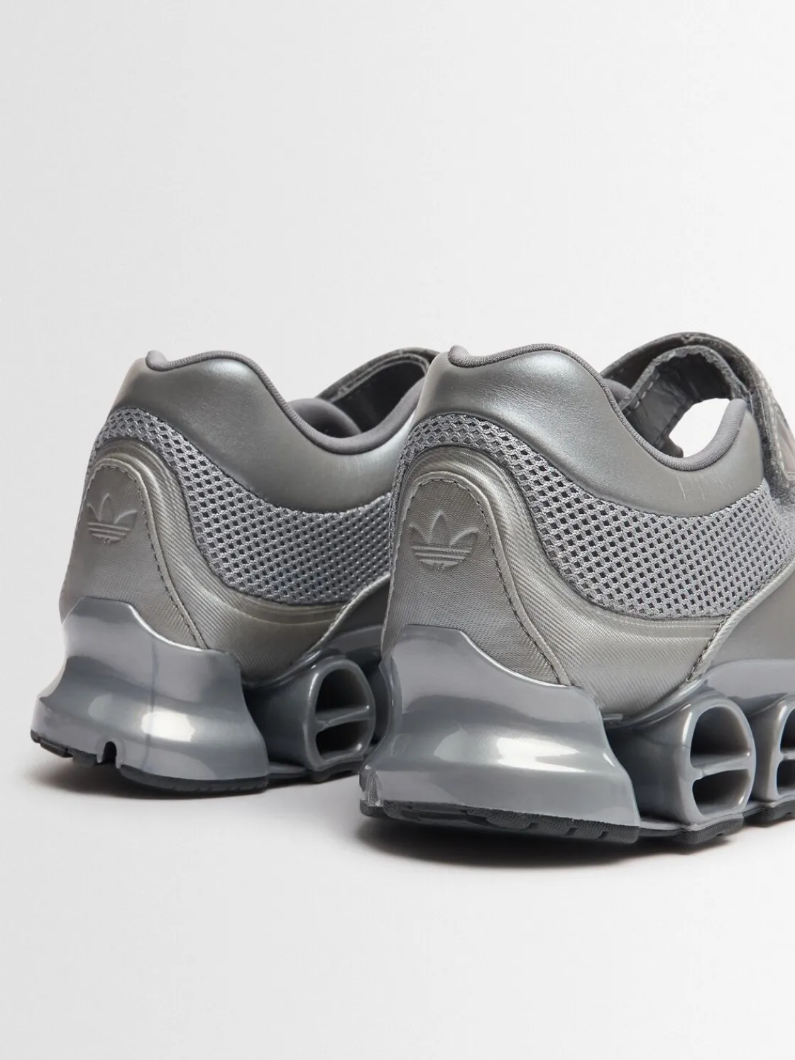 Sneakers Taqwa Bint Ali Megaride