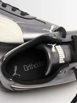 Speedcat sneakers