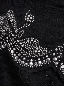 Top con spalle scoperte