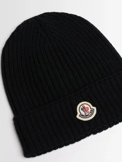 Virgin wool beanie