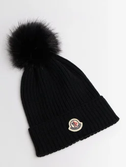 Virgin wool beanie w/ pom pom